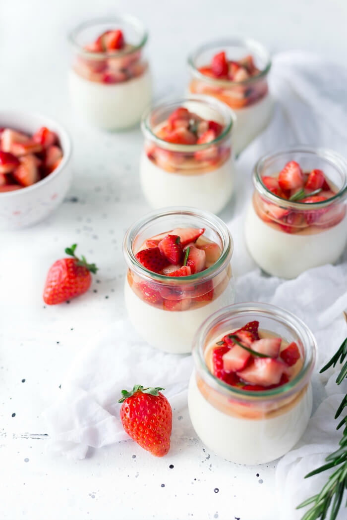 strawberry sugar free desserts in clear container on white towel