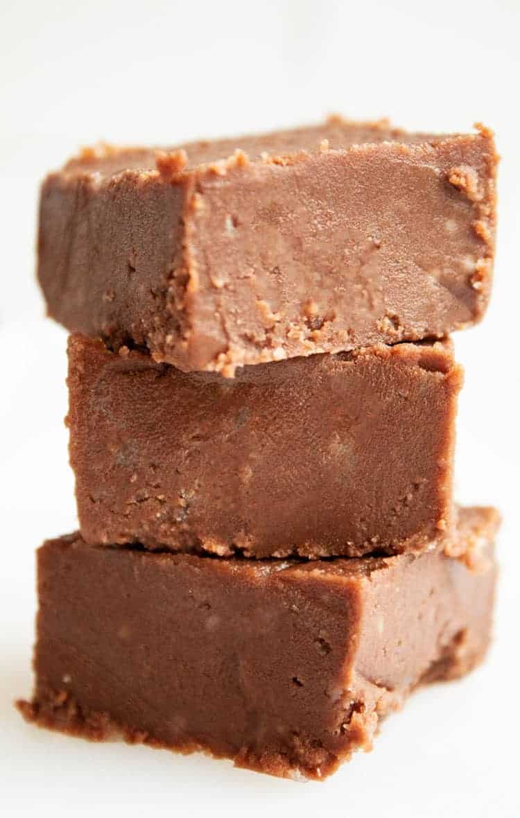 closeup of three pieces of sugar free keto chocolate fudge