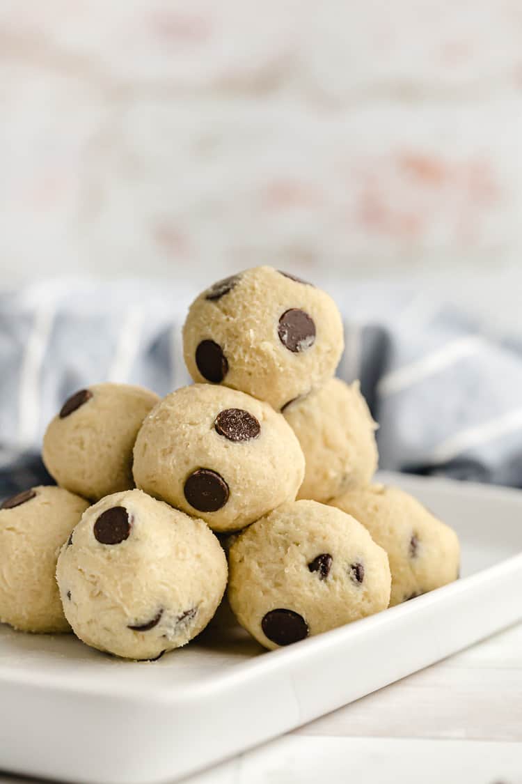 low carb gluten free keto cookie dough with chocolate chips on serving dish